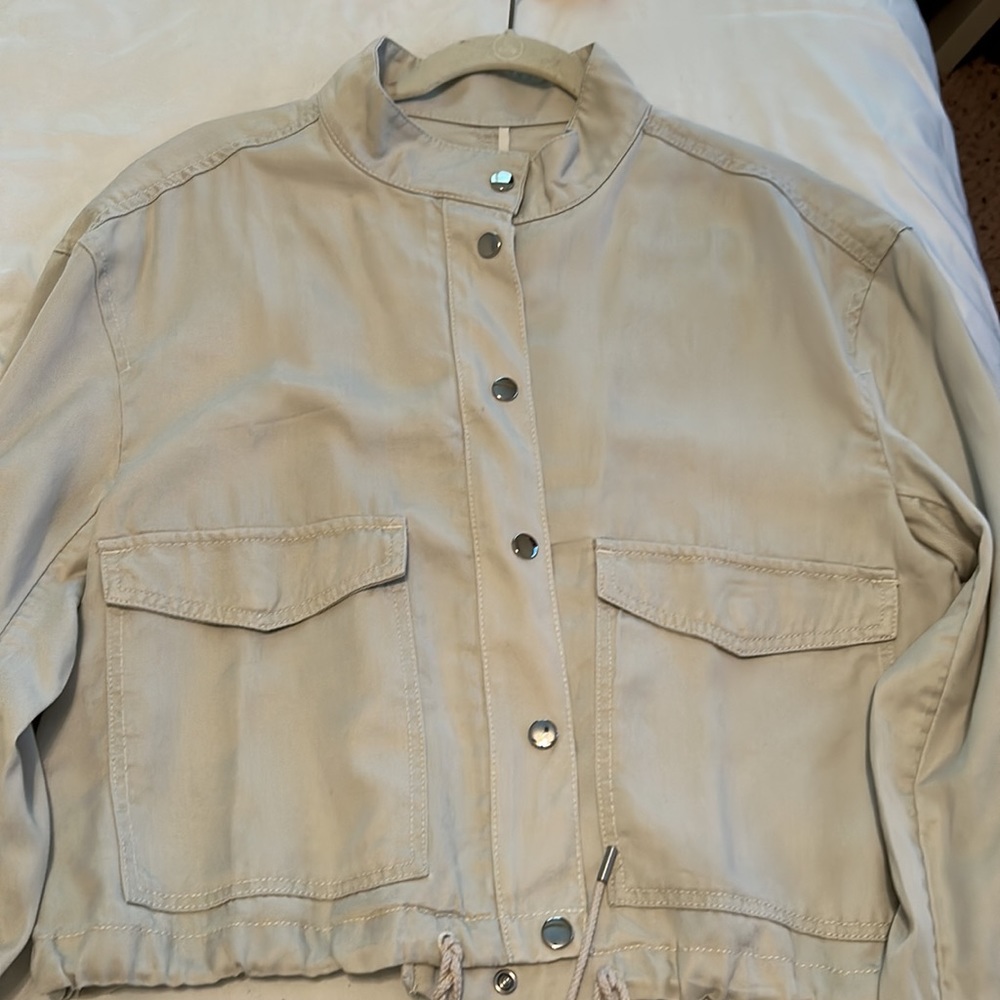 Lightweight Jacket size medium
